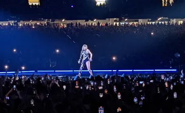 5 Lessons in Manufacturing Success from Taylor Swift